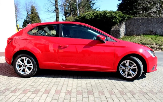 Seat Leon cena 30900 przebieg: 169000, rok produkcji 2015 z Ustrzyki Dolne małe 596